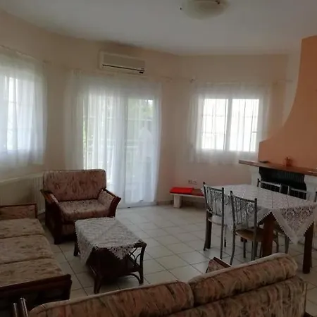 Fotis First Appartement